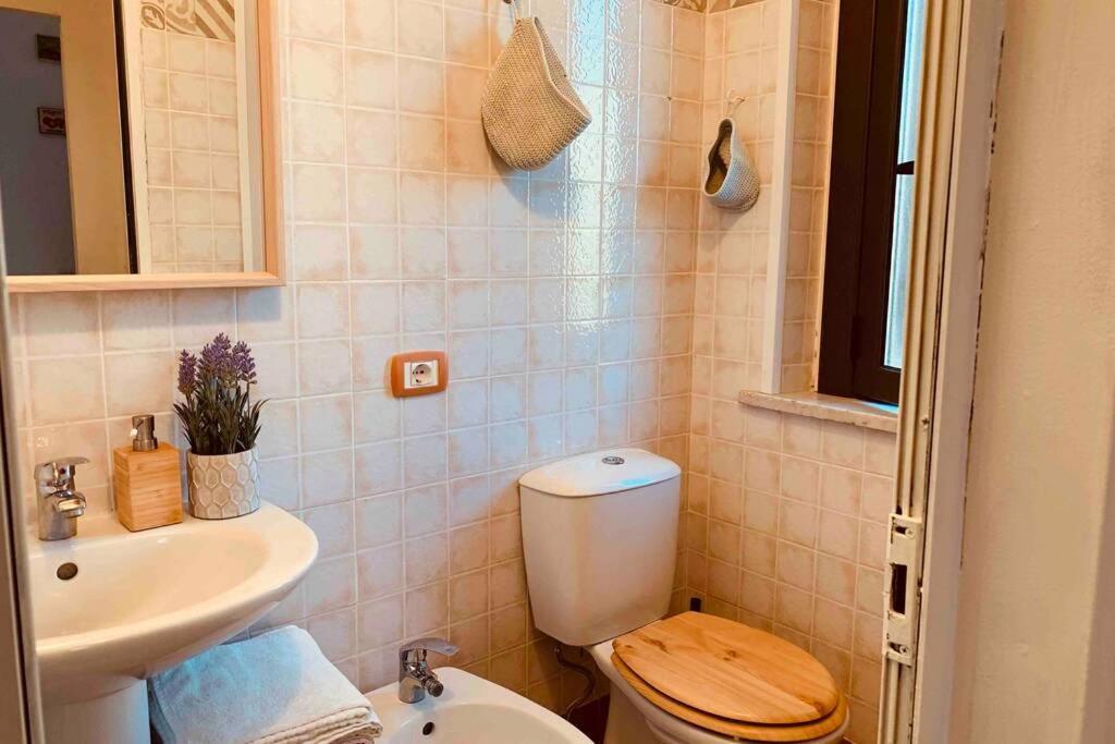 Malavoglia Suite 18 Ачи Костелло Экстерьер фото