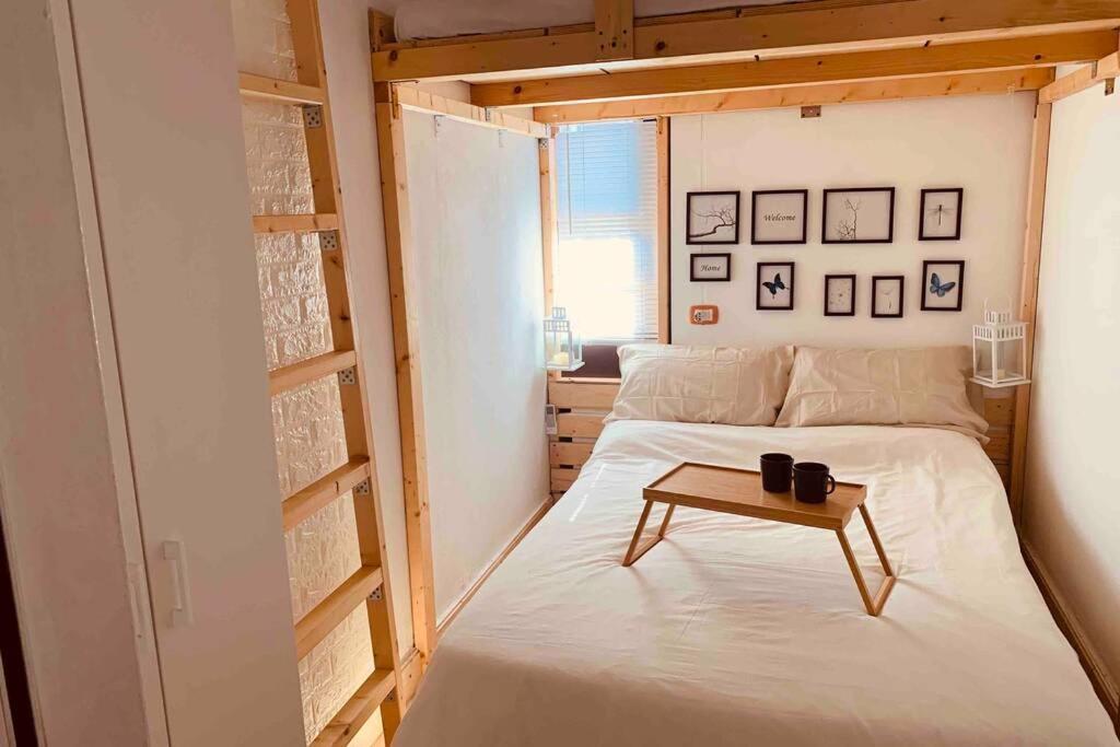 Malavoglia Suite 18 Ачи Костелло Экстерьер фото